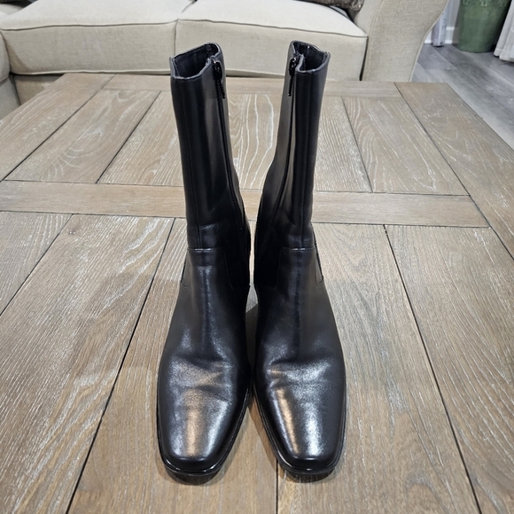 Isotoner Victoria Mid Calf Boot, Women's Size 7 - Picture 3 of 13